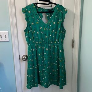 Brand new adorable scalloped backed dress!